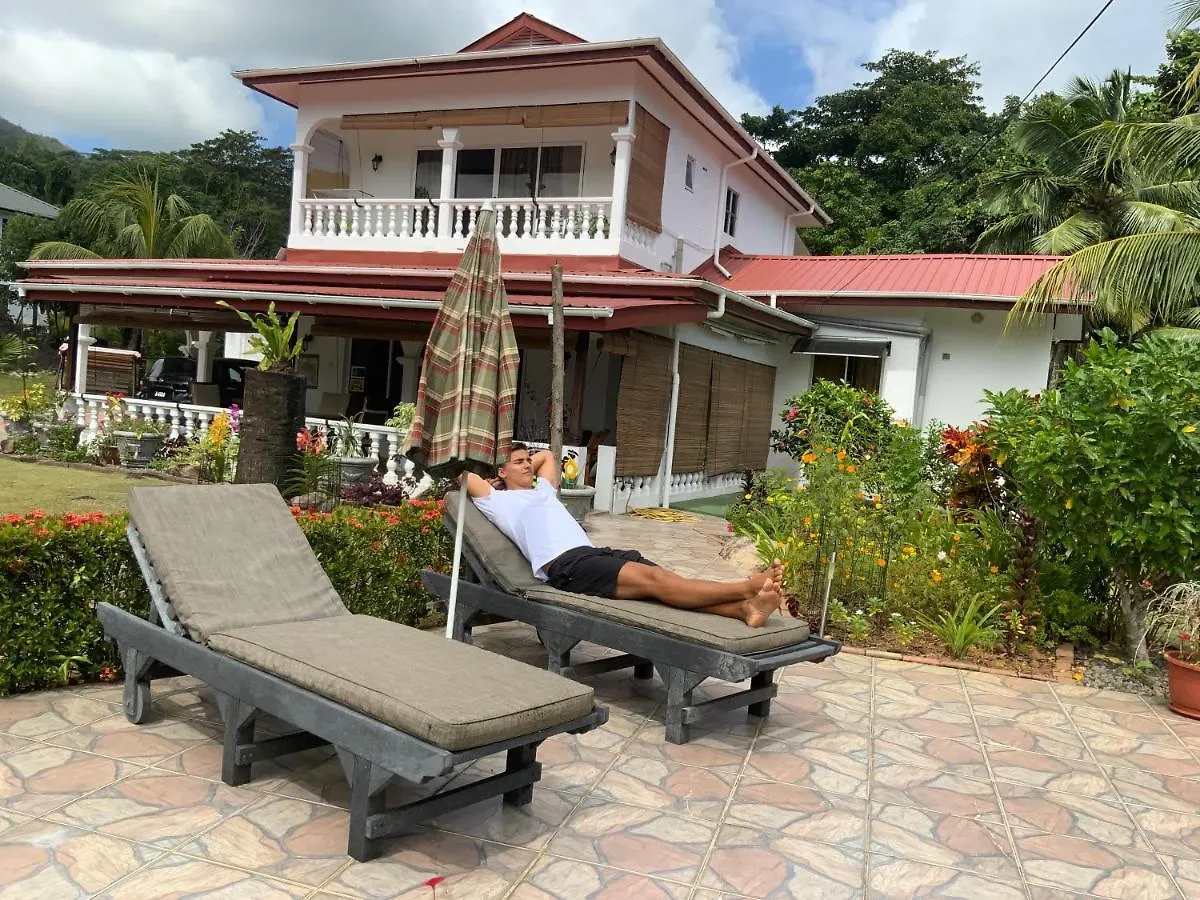 The Orchard Holiday Home Grand Anse  3*, Grand Anse (Mahe) Seychelles